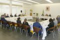 L’ambassade du Gabon, Flavien Enongoué exposant en présence de l’ancien Premier ministre français, Jean-Pierre Raffarin, le 3 mars à Paris. © D.R.