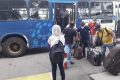 Arrivée, le 13 mars, à l’Aéroport de Libreville des Libanais en partance pour leur pays. © D.R.