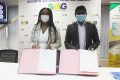 Amandine Ogouebandja, DGA de la SAG (à gauche), et S. Ezhi Larasan, Jt. General Manager d’AFCONS, le 10 septembre 2020, à Libreville. © Gabonreview