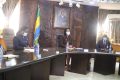Le Premier ministre désormais au fait des activités du Bureau du Comité de suivi et d’évaluation des actes du dialogue politique d’Angondjé. © D.R.