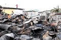 Les restes des habitations ravagées par l’incendie au quartier Chasse-cafards dans le 2e arrondissement de Port-Gentil, dans la nuit du 13 au 14 octobre 2020. © Gabonreview