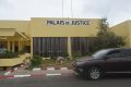 Le tribunal de Libreville a infligé, le 20 novembre 2020, des peines de 6 à 24 mois de prison ferme à 12 trafiquants d’ivoire. © Gabonreview