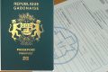 Le renouvellement du passeport est désormais possible à distance pour les Gabonais expatriés. © Collage/Gabonreview