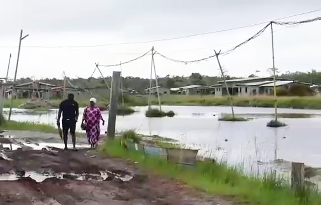 Port-Gentil : Le CDB responsable des inondations à Ntchengué ?