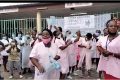 Le personnel du département gynécologie-obstétrique du CHUL réclame le paiement des 15 mois d’arriérés de quote-part. © Gabonreview