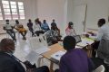 Des artisans à Libreville s’inscrivant au siège de la CNMAG pour participer aux élections. © D.R.