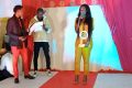Une des 16 lauréats de l’Awards du G8. © Gabonreview