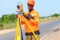 Topographes et géomètres gabonais sont priés de se faire enregistrer auprès du secrétariat général du ministère de l’Urbanisme, au plus tard le 28 février 2022. © Twitter