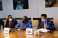 Les représentants de Coder et CGGC lors de la signature de l’accord. © Gabonreview