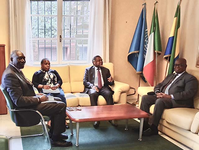 Diplomazia: Musa Adamu a Roma |  Gabonreview.com