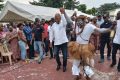 Le leader du RPM, Alexandre Barro Chambrier promet l’alternance aux populations d’Awendje. © Gabonreview
