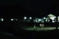 Vue de nuit d’un quartier d’Iboundji réalimenté en électricité. © D.R.
