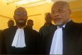 De droite à gauche, Me Gey et Nzigou à l’issue du procès du 27 mai. © D.R.