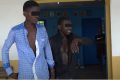 Thérence Ndong Ondo et Romuald Mounguengui, auteurs présumés de la mort de Cédric Okaké, au PK10. © Gabonreview/Capture d'écran