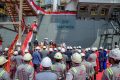 Réception le 4 août, à Dubaï, de l’unité mobile de production marine baptisée Mabomo, par le ministre du Pétrole et du Gaz, Vincent de Paul Massassa. © D.R.