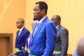 René Ndemezo'o Obiang (au 1er plan) et des membres de son bureau, le 6 septembre 2022. © Com. Primature
