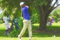 Le golfeur gabonais Francis Ndong Mba, en plein swing, lors du 35e Open de Libreville sur le parcours du Golf Club de Libreville. ©
Sonapresse