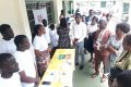 La délégation du ministère des Affaires étrangères visitant les stands d’exposition, le 24 mars 2023. © Gabonreview