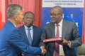 La société indienne Shapoorji-Pallonji et le gouvernement gabonais concluant leur signature du MOU, le 29 juin 2023. © Min. Economie numérique