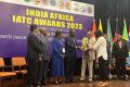 Hugues Mbadinga Madiya recevant la distinction « India Africa Awards 2023 », le 15 juin 2023 à New Delhi. © D.R.
