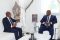 Pascal Houangni Ambouroue s’entretenant avec Auguste Sa Oyana à son cabinet, le 1er juin 2023 à Libreville. © D.R.
