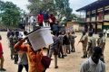 Militaires surveillant le transport des urnes lors de l’élection présidentielle gabonaise, le 26 août 2023. © Reuters/Gerauds Wilfried Obangome
