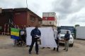 Le représentant du collectif des agents grévistes d'Ayoba et TPSI du groupe Memo, Pamphile Bakinda, lisant les revendications. © Gabonreview