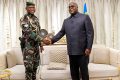 Le président de la Transition, le général Brice Clotaire Oligui Nguema reçu par son homologue congolais, Félix Antoine Tshisekedi Tshilombo, le 11 octobre 2023 à Kinshasa. © Com. présidentielle