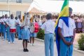 Levée des couleurs au lycée Mbélé de Libreville. © D.R.