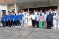 Les officiels gabonais et les membres des 24e et 25e missions médicales chinoises et leurs collègues gabonais à Franceville. © Union.Sonapresse