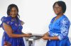 Sylvie Ntsame, fondatrice des Éditions Ntsame (à droite) et Claudette Ekome Awore, directrice générale de Radio Gabon scellant leur partenariat, le 28 novembre 2023. © D.R.