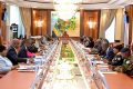 Les ministres en conseil autour du président de la Transition, Brice Clotaire Oligui Nguema, le 6 décembre 2023. © Com. présidentielle