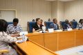 Le ministre de la Réforme et des institutions, Murielle Minkoue Mezui-Mintsa-Mi-Owono (en noir) face aux députés, le 4 décembre 2023. © D.R.