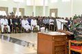 Le général Oligui Nguema rencontrant la notabilité locale, les cadres, les chefs de quartiers et les élus de l’Ogooué-Maritime. © Com. présidentielle
