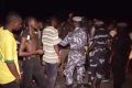 Les forces de défense et de sécurité tentant de calmer les populations à Port-Gentil, le 21 février 2024, dans la nuit. © GabonReview