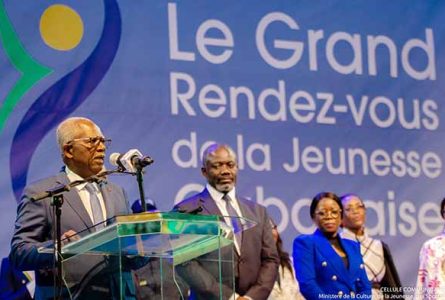 Le vice-président de la Transition, Joseph Owondault Berre, ouvrant les travaux du Grand rendez-vous de la jeunesse, le 25 mars 2024. © Min. Jeunesse