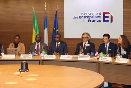 La rencontre avec le MEDEF a offert au ministre de l’Économie et des Participations, l'occasion de présenter la nouvelle politique économique et d'investissement du Gabon. © D.R.