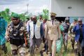 Le général Brice Clotaire Oligui Nguema sur le site abandonné de la ferme agricole de Sotrader à Ntoum, le 15 avril 2024. © Com. présidentielle