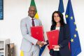 Le ministre Ntossui Allogo et Chrysoula Zacharopoulou, le 30 mai 2024 à Paris. © X