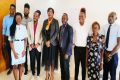 Les initiateurs du festival JAPANIM Gabon posant avec l’ambassadrice Estelle Moundounga, le 17 mai 2024, à Libreville. © D.R.