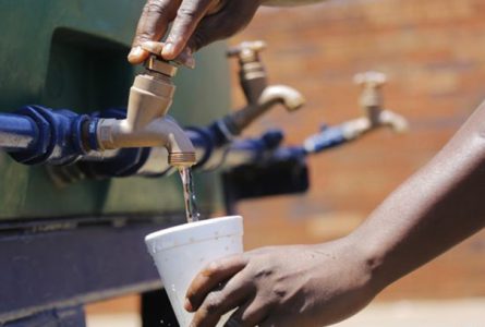 Au terme de l’année 2023, la production d’eau a fléchi de 0,8% en lien avec les difficultés rencontrées dans les stations de Lambaréné et de Mouila. © EPA