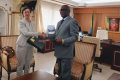 Jonathan Ignoumba et Laurence Wozniak posant après la signature du 27 juin 2024. © GabonReview