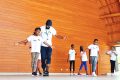 Des enfants initiés au breakdance, le 15 juin 2024. © GabonReview
