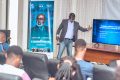 Le réalisateur, producteur et entrepreneur Erman Ndouogho éclairant les jeunes sur l’audiovisuel, le 6 juillet 2024 à Franceville. © D.R.