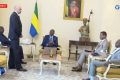 Andrea de Vizio présentant les différentes offres de Smartmatic pour des élections sécurisées au Gabon. © Capture d'écran/Gabon 1ère