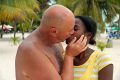 Le tribunal de Béziers a rendu une décision inattendue en autorisant un couple franco-gabonais à se marier, malgré leur condamnation pour tentative de mariage blanc au pénal. © istockphoto (Photo d’illustration)