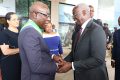 Le président de l’Assemblée nationale de la Transition, Jean François Ndongou, et le Premier ministre, Raymond Ndong Sima, le 20 janvier 2025 à Libreville. © GabonReview
