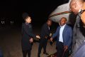 Ali Bongo Ondimba à son arrivée à Luanda, dans la nuit du 15 au 16 mai 2025. Avec lui, son épouse Sylvia dont on aperçoit un début de profil derrière la joue droite de l’ex-président gabonais. © Facebook.com/PresidedaRepublica
