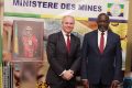 Le nouveau DG d’Eramet Paulo Castellari et le ministre Gilles Nembe, le 6 mai 2025. © Ministère des Mines