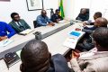 Le ministre de l’Accès universel à l’eau et à l’énergie, Philippe Tonangoye échangeant avec le
représentant pays de la BAD, Nouredine Kane Dia, le 15 mai 2025. ©D.R.